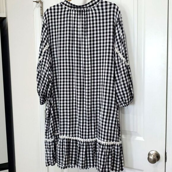 Crown and Ivy Plus Size Black/ White Checkered 3/4 Sleeve Peasant DRESS, Size 3X - Picture 9 of 9